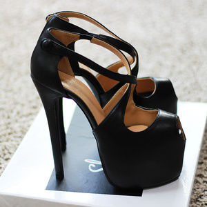 Shoes - Sexy Platform Cross Strap Peeptoe Shoes - Sexy Platform Cross Strap Peeptoe